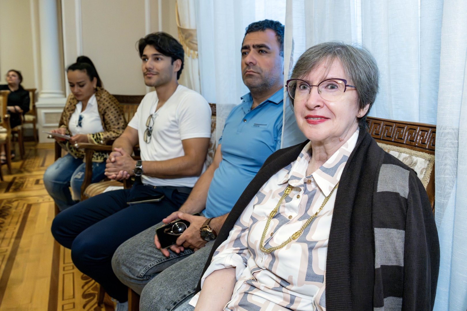 Она не искала звёзд - она их зажигала! В Баку состоялся праздник музыки и театра к 100-летию Леди Гю (ФОТО)