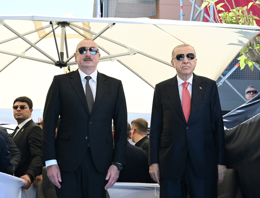Президент Ильхам Алиев и Президент Реджеп Тайип Эрдоган приняли участие в церемонии открытия "Азербайджанского квартала" в турецком Кахраманмараше (ФОТО)