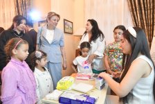 В Центре творчества Максуда Ибрагимбекова состоялось открытие выставки «Волшебный мир Зейнаб» (ФОТО)