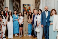 В Центре творчества Максуда Ибрагимбекова состоялось открытие выставки «Волшебный мир Зейнаб» (ФОТО)