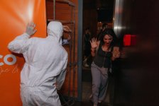 Ночной клуб Pasifico в Баку оказался на карантине: В клетке обнаружены зомби! (ВИДЕО, ФОТО)