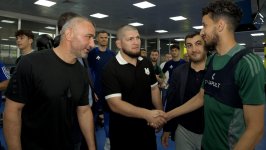 Хабиб Нурмагомедов и  бойцы UFC посетили базу ФК "Карабах" (ВИДЕО, ФОТО)