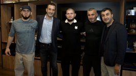 Хабиб Нурмагомедов и  бойцы UFC посетили базу ФК "Карабах" (ВИДЕО, ФОТО)