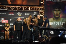 В Баку состоялась торжественная церемония взвешивания бойцов UFC Fight Night c участием тысячи болельщиков (ФОТО)