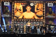 В Баку состоялась торжественная церемония взвешивания бойцов UFC Fight Night c участием тысячи болельщиков (ФОТО)