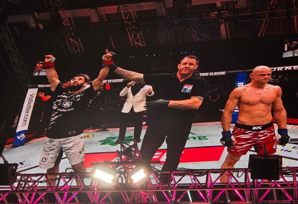 UFC Fight Night: Опредился победитель основного карда в полулегком весе между бойцами Таджикистана и Австрии (ФОТО)