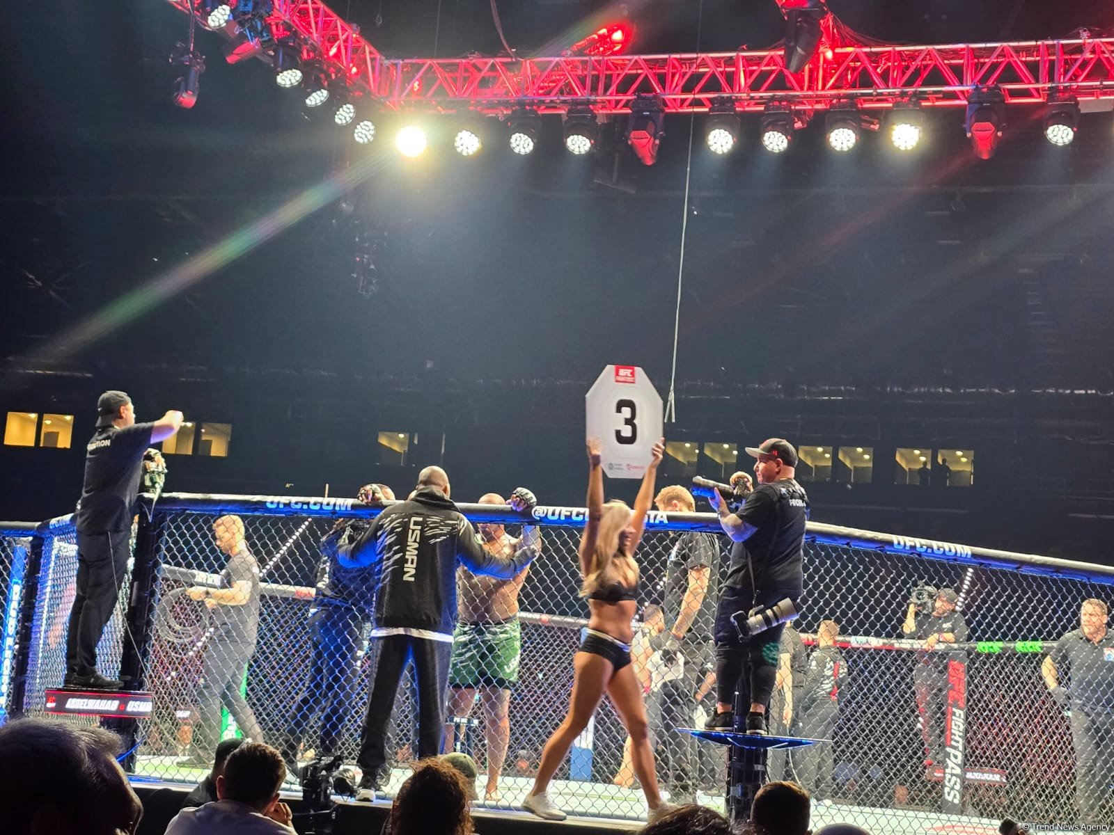 UFC Fight Night: Определился победитель предварительного карда в тяжёлом весе между 
Хамди Абдель Вахабом и Мухаммедом Усманом (ФОТО)