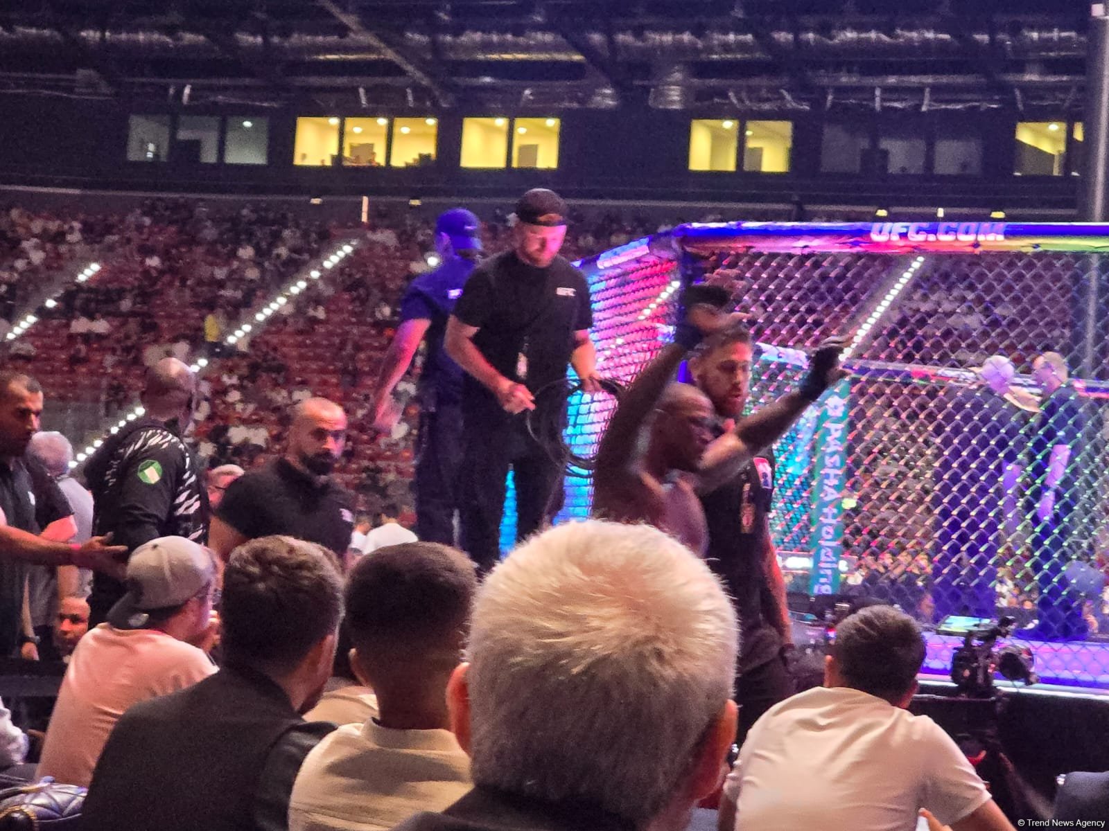 UFC Fight Night: Определился победитель предварительного карда в тяжёлом весе между 
Хамди Абдель Вахабом и Мухаммедом Усманом (ФОТО)