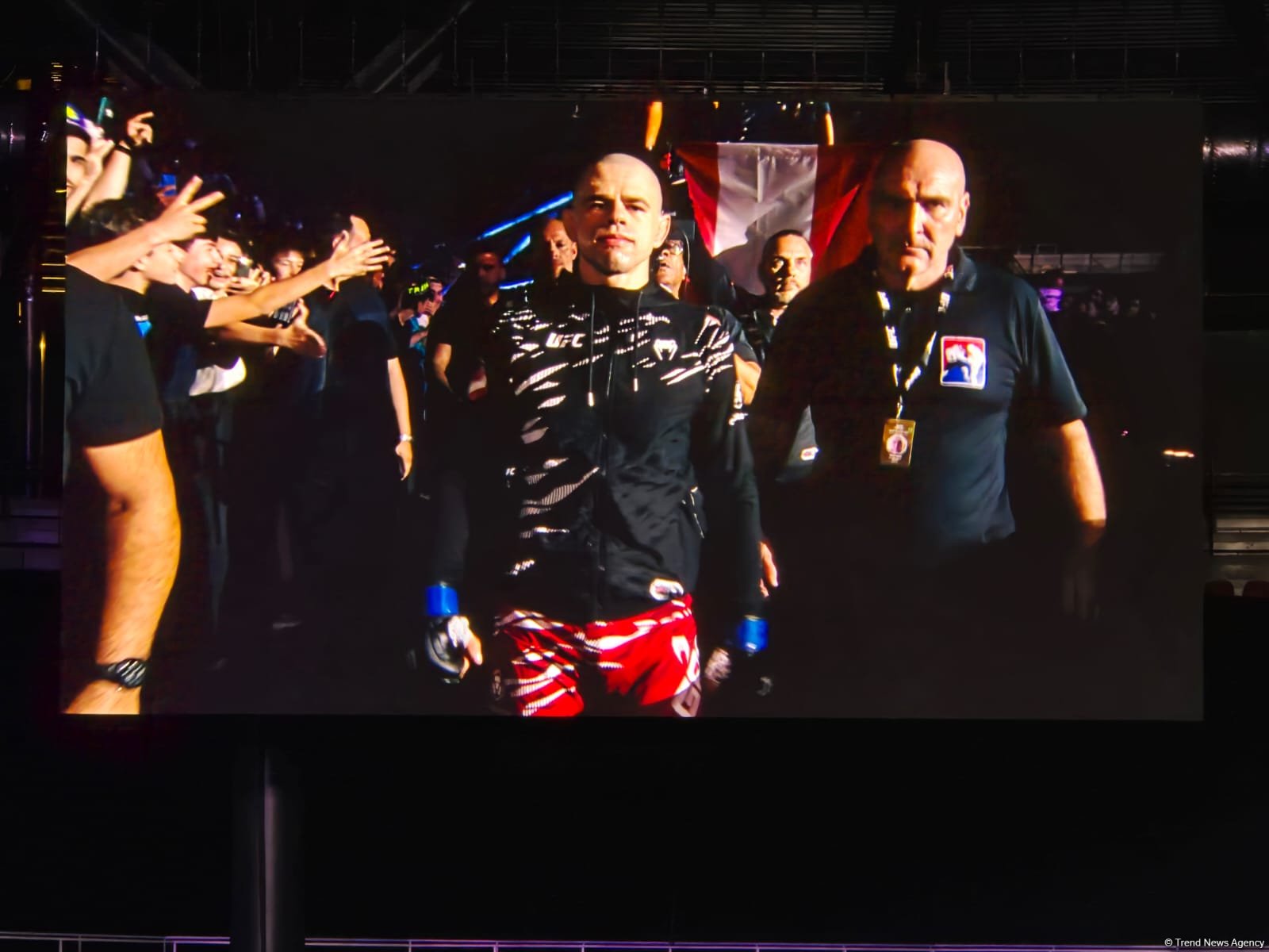 UFC Fight Night: Опредился победитель основного карда в полулегком весе между бойцами Таджикистана и Австрии (ФОТО)