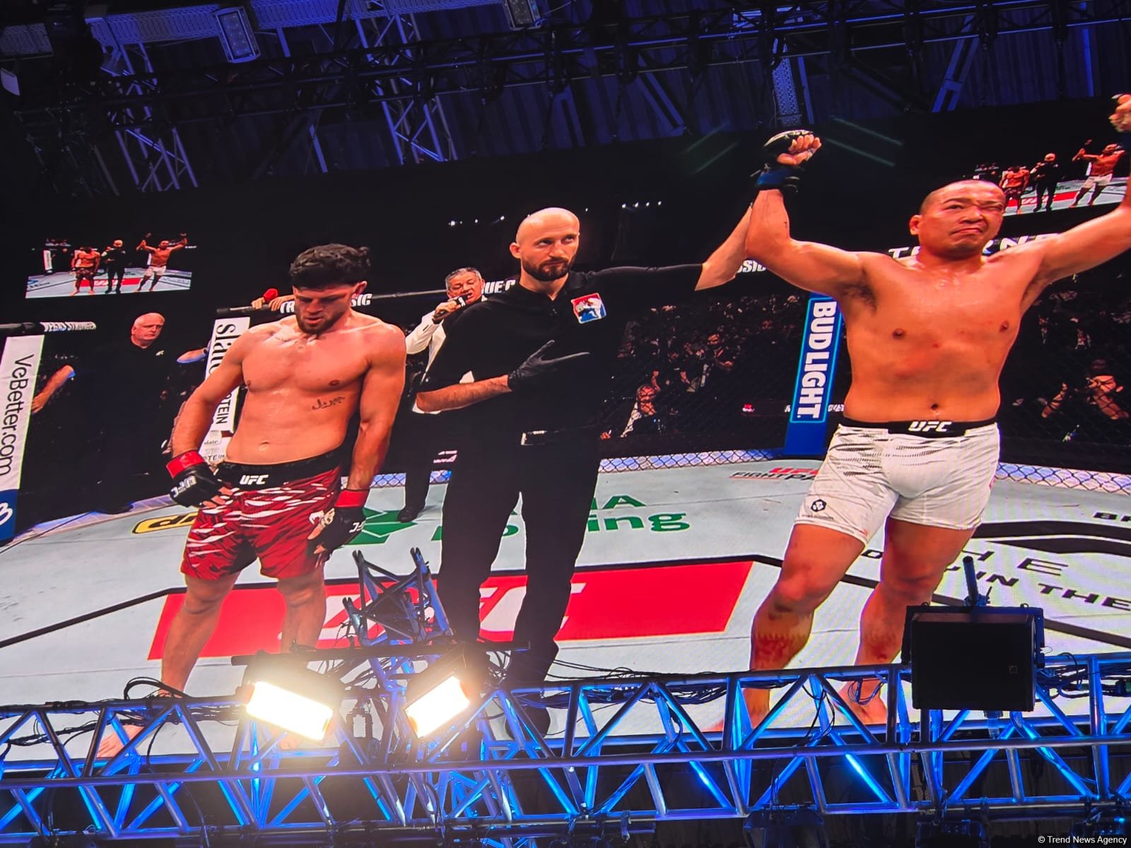 UFC Fight Night: Определился победитель предварительного карда в среднем весе между бойцами из Марокко и Южной Кореи (ФОТО)