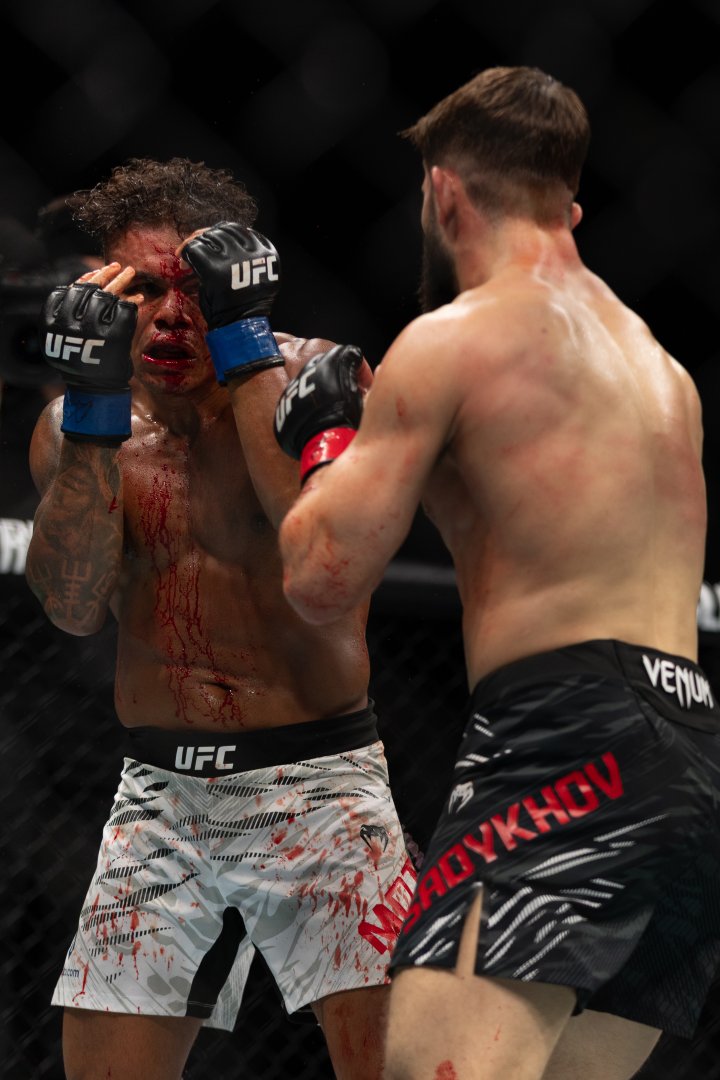 UFC Fight Night: Боец из Азербайджана Назим Садыхов стал  победителем основного карда в легком весе (ФОТО)