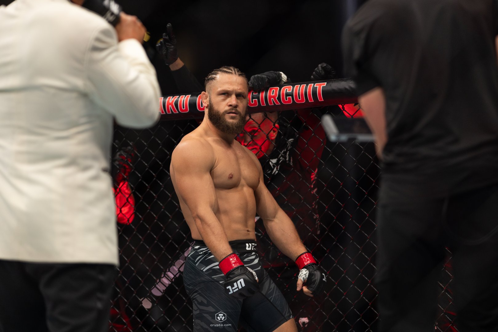 UFC Fight Night: Боец из Азербайджана Рафаэль Физиев стал победителем основного карда в легком весе (ФОТО)