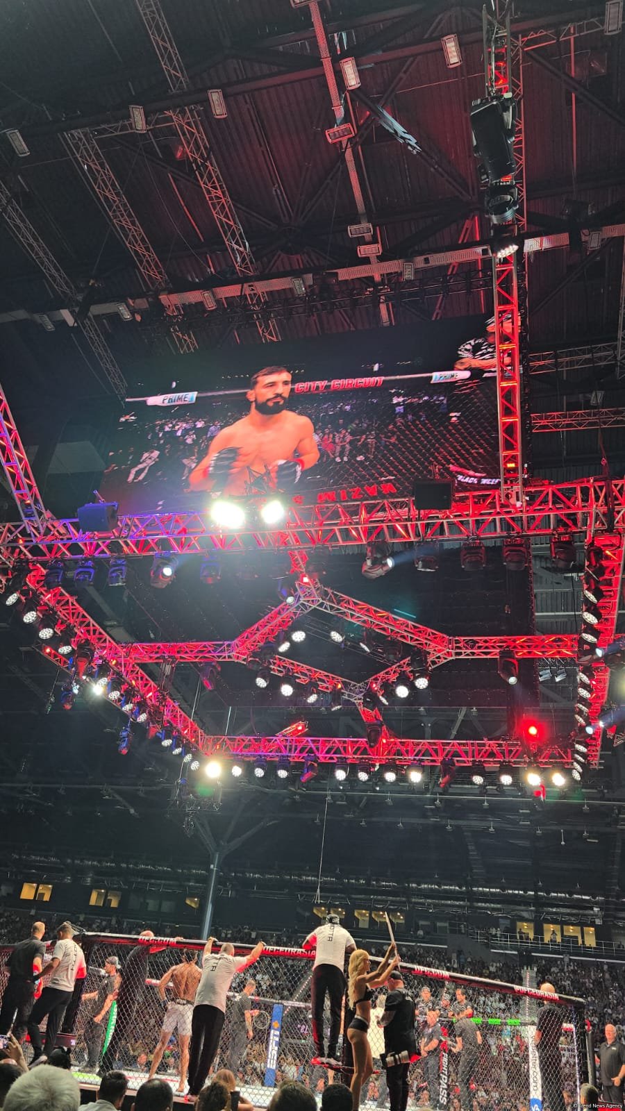 UFC Fight Night: Боец из Азербайджана Назим Садыхов стал  победителем основного карда в легком весе (ФОТО)