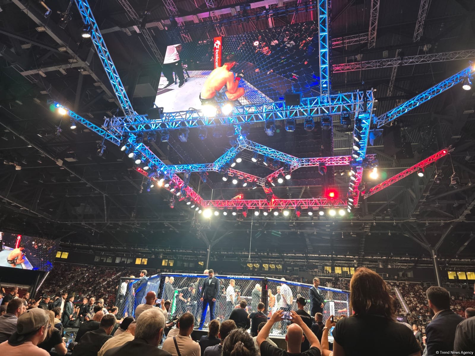 UFC Fight Night: Боец из Азербайджана Назим Садыхов стал  победителем основного карда в легком весе (ФОТО)