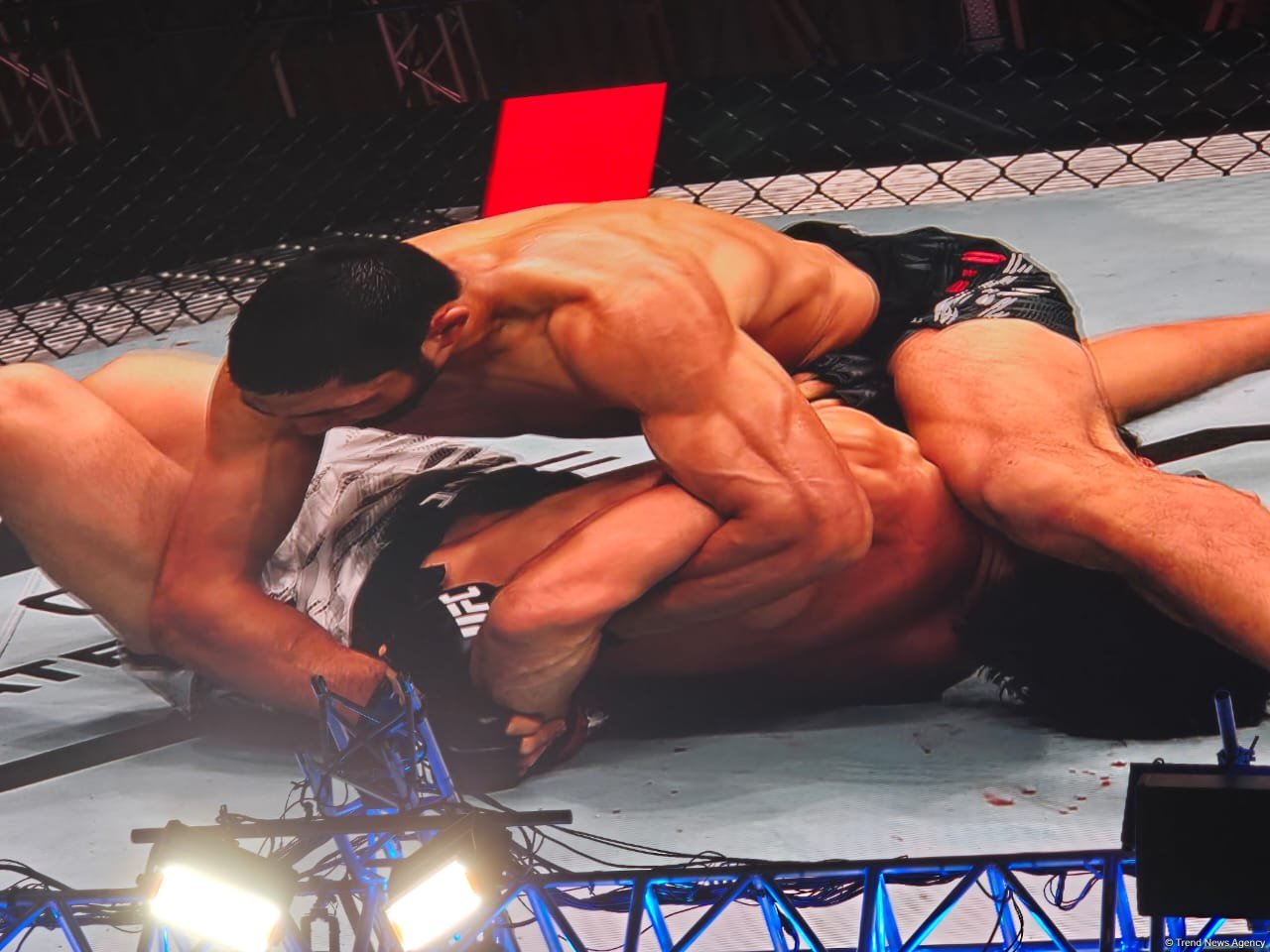 UFC Fight Night: Определился победитель основного карда в легком весе между бойцами Азербайджана и Кыргызстана (ФОТО)
