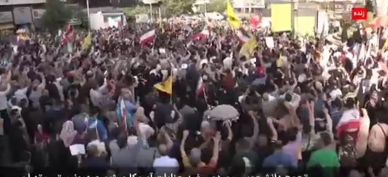 В Тегеране прошла акция в поддержку правительства (ВИДЕО)