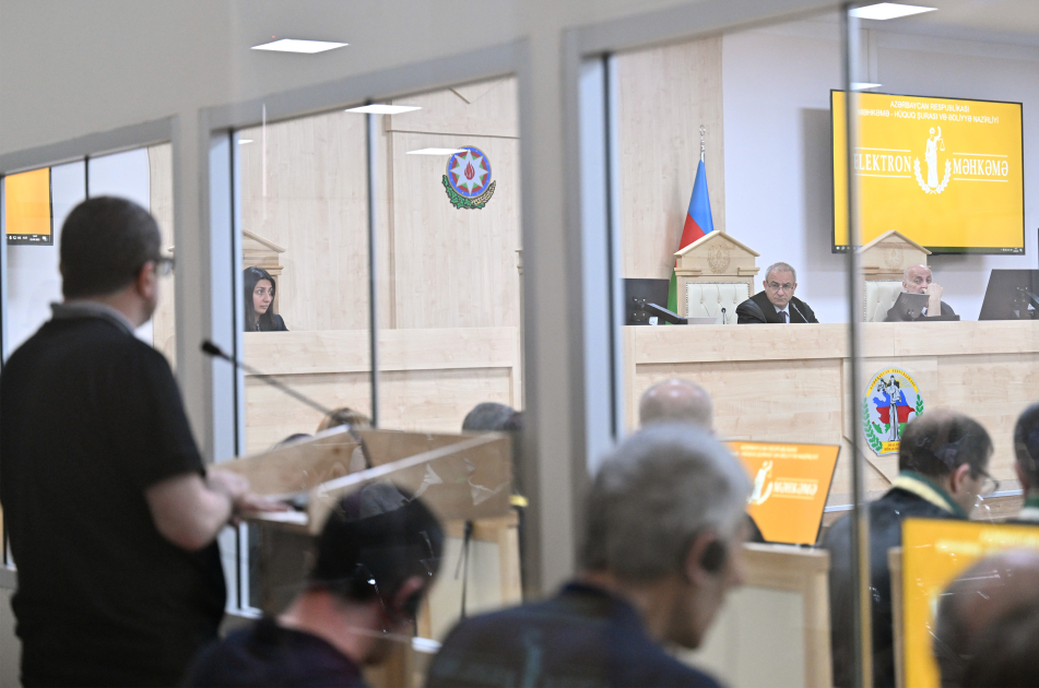 На суде вновь было подтверждено, что приказ о бомбардировке находящихся вдали от линии фронта городов Азербайджана во время войны был отдан военно-политическим руководством Армении (ФОТО)