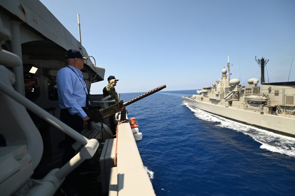 Greek Navy hits targets in major missile drill (PHOTO)