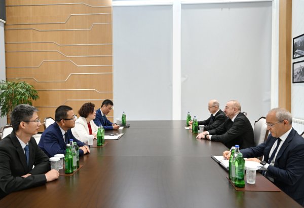Президент Ильхам Алиев принял в Мингячевире председателя правления китайской компании Dongfang Electric International Corporation (ФОТО)