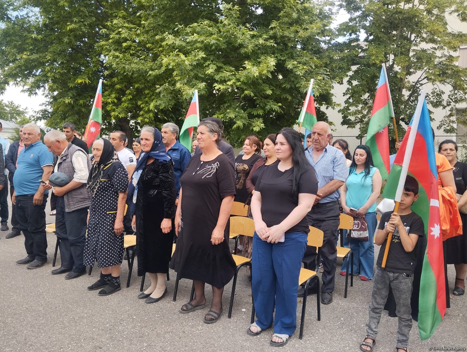 Еще 40 семьям вручены ключи от квартир в Гасанризе (ФОТО)