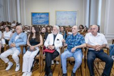 В Баку по случаю юбилея Натига Сафарова представлены уникальные отреставрированные работы  (ФОТО)