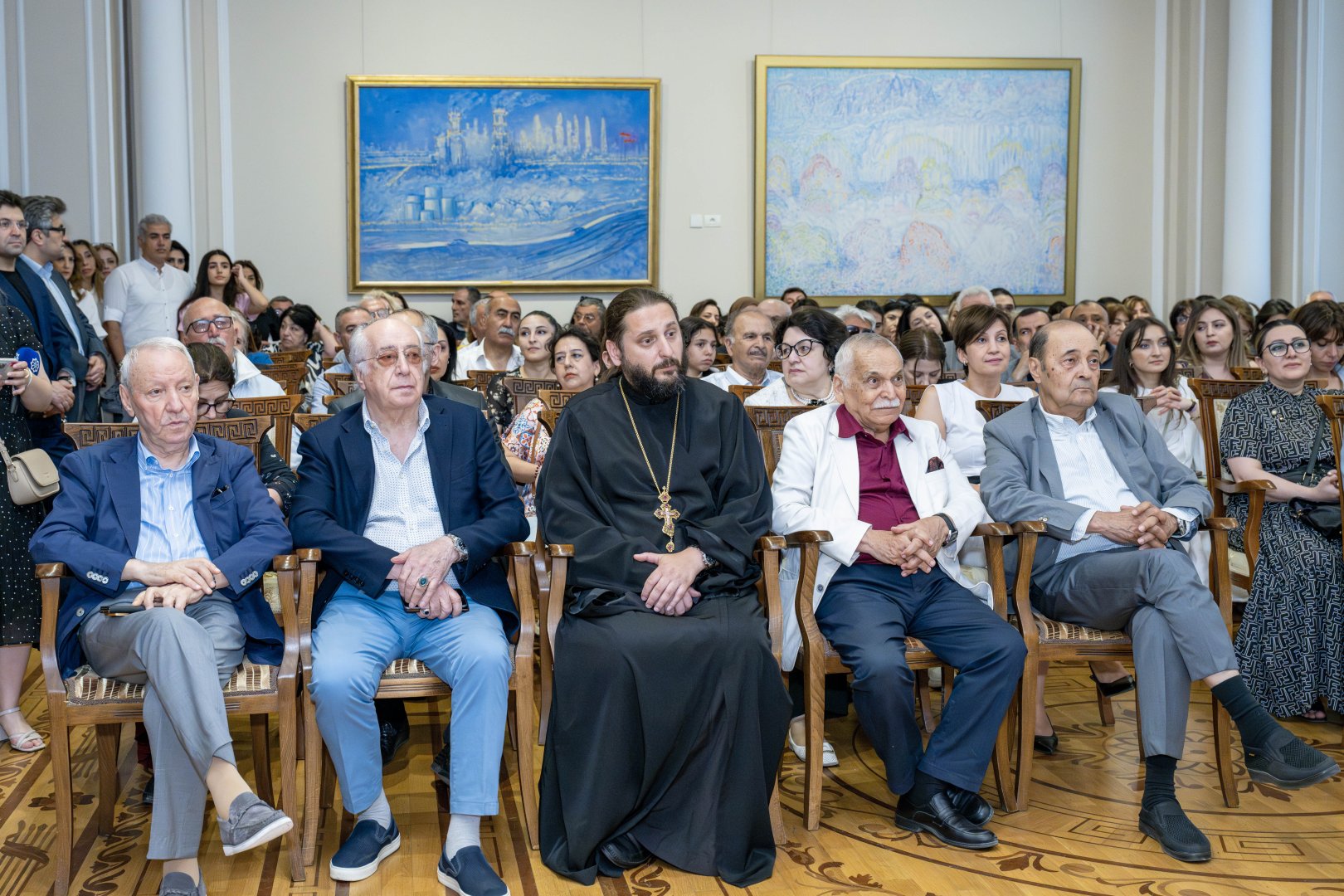 В Баку по случаю юбилея Натига Сафарова представлены уникальные отреставрированные работы  (ФОТО)