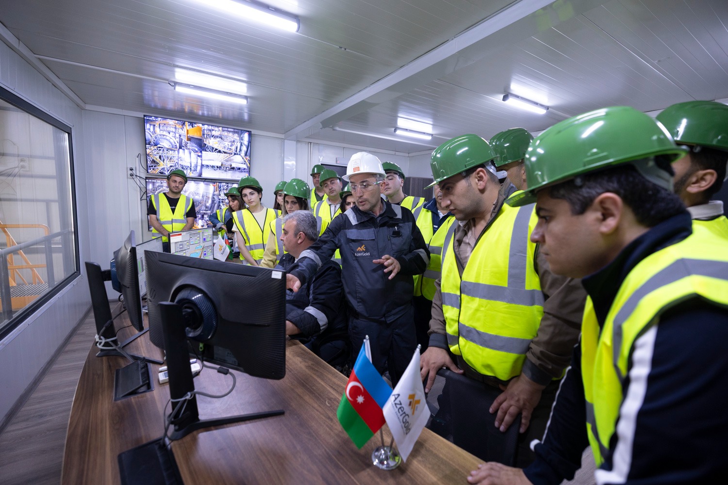 ЗАО “AzerGold” и Агентство развития медиа организовали очередной тренинг и медиатур для журналистов (ФОТО/ВИДЕО)
