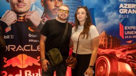 Брэд Питт, Льюис Хэмилтон и "Формула 1" в Баку – закрытый показ (ВИДЕО, ФОТО)