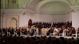 Хор, оркестр и великая музыка летним вечером в Баку (ФОТО)