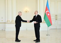 President Ilham Aliyev accepts credentials of newly appointed ambassador of Poland (PHOTO/VIDEO)