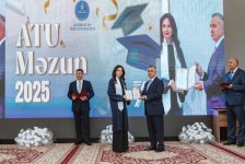 В АМУ состоялось торжественное мероприятие, посвящённое Дню выпускника (ФОТО)