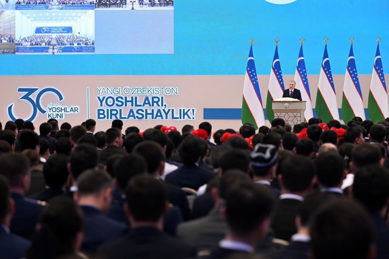 Uzbekistan champions green energy and digital skills for its youth