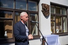 В Харькове открыли мемориальную доску скульптору Сейфаддину Гурбанову (ФОТО)