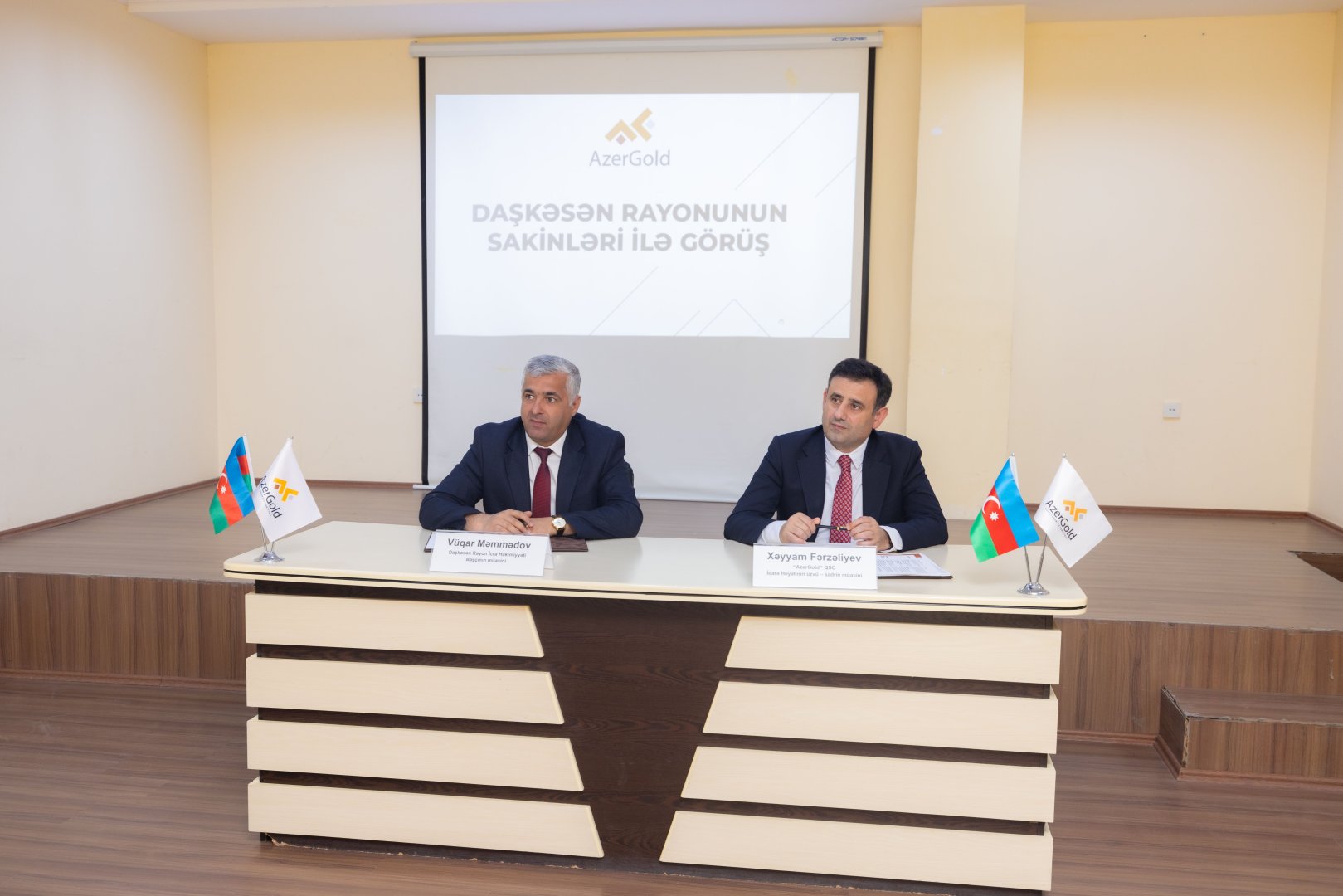 Комитет КСО ЗАО “AzerGold” провел очередную встречу с жителями Дашкесана (ФОТО)