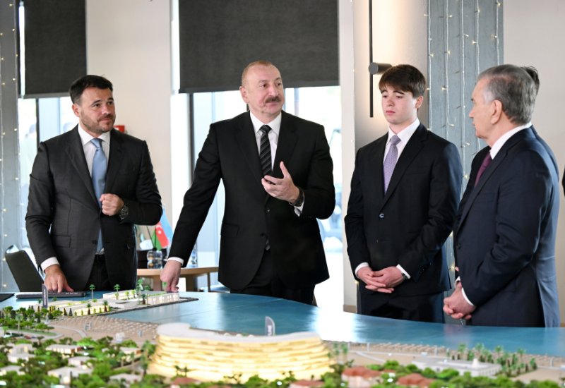 Президент Ильхам Алиев и Президент Шавкат Мирзиёев посетили центр отдыха Sea Breeze (ФОТО)