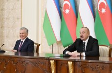 Президент Ильхам Алиев и Президент Шавкат Мирзиёев выступили с заявлениями для прессы (ФОТО/ВИДЕО)