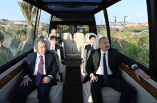 Президент Ильхам Алиев и Президент Шавкат Мирзиёев посетили центр отдыха Sea Breeze (ФОТО/ВИДЕО)