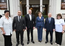 Президент Ильхам Алиев и Президент Шавкат Мирзиёев ознакомились с деятельностью швейной фабрики Businesstex JV в Ханкенди (ФОТО/ВИДЕО)
