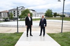 Президент Ильхам Алиев ознакомился с проводимыми строительными работами в Парке Победы в Ханкенди (ФОТО/ВИДЕО)