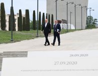 Президент Ильхам Алиев ознакомился с проводимыми строительными работами в Парке Победы в Ханкенди (ФОТО/ВИДЕО)
