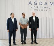Президент Ильхам Алиев и Президент Садыр Жапаров приняли участие в открытии 1-го этапа села Хыдырлы Агдамского района (ФОТО/ВИДЕО)