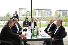 Президент Ильхам Алиев и участники 17-го Саммита ОЭС посмотрели шоу карабахских скакунов «Победа» в комплексе «Имарет» в Агдаме (ФОТО/ВИДЕО)