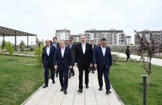 Президент Ильхам Алиев и участники 17-го Саммита ОЭС посмотрели шоу карабахских скакунов «Победа» в комплексе «Имарет» в Агдаме (ФОТО/ВИДЕО)