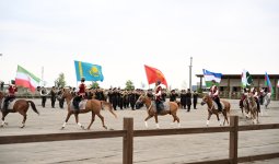 Президент Ильхам Алиев и участники 17-го Саммита ОЭС посмотрели шоу карабахских скакунов «Победа» в комплексе «Имарет» в Агдаме (ФОТО/ВИДЕО)