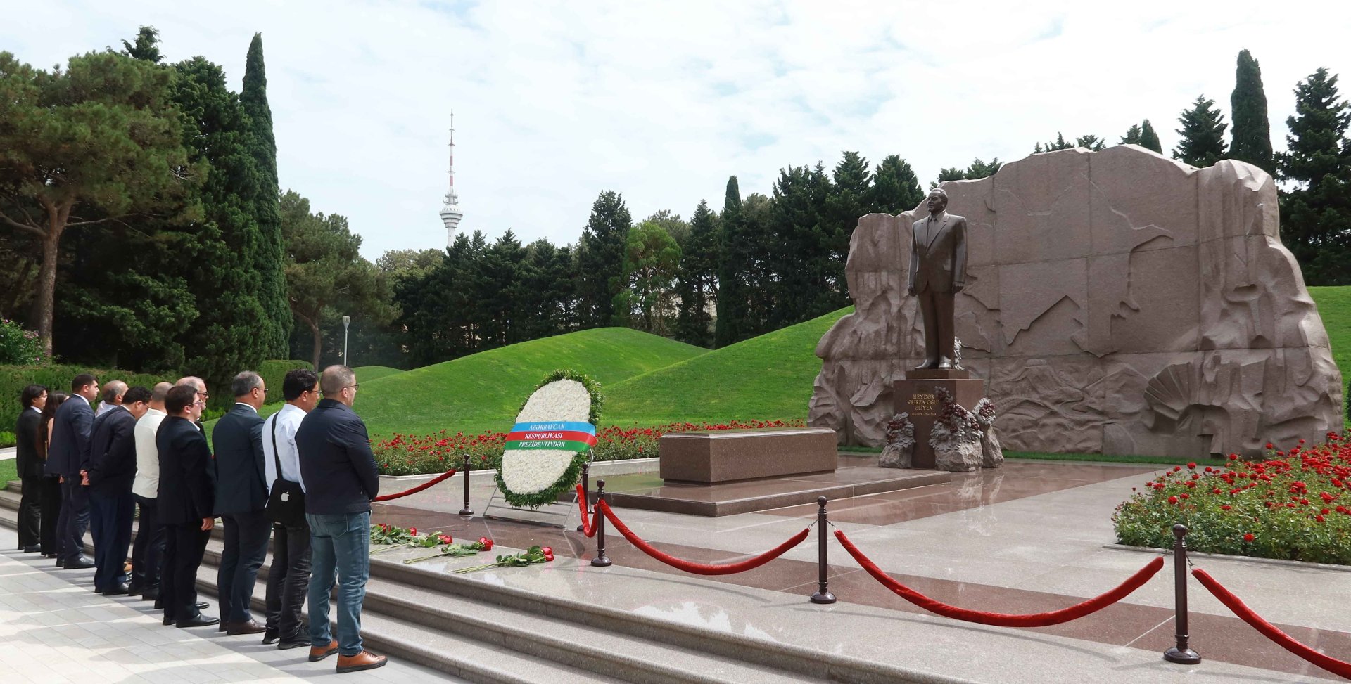 Марокканские журналисты находятся с визитом в Азербайджане (ФОТО)