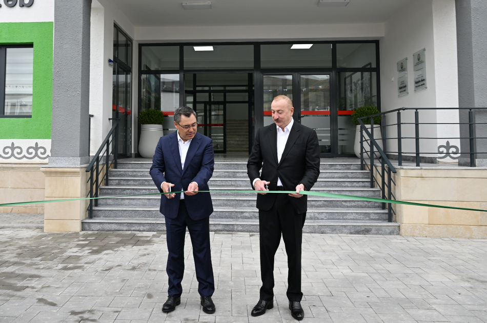 Президент Ильхам Алиев и Президент Садыр Жапаров приняли участие в открытии 1-го этапа села Хыдырлы Агдамского района (ФОТО/ВИДЕО)
