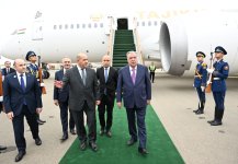 Президент Таджикистана прибыл в Азербайджан (ФОТО)