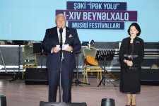 Шеки встречает музыку Шёлкового пути: XIV Международный фестиваль искусства под небом истории (ФОТО)
