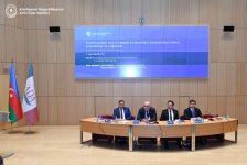 Обсуждены внешняя политика и многосторонняя дипломатия в условиях меняющегося мирового порядка (ФОТО)