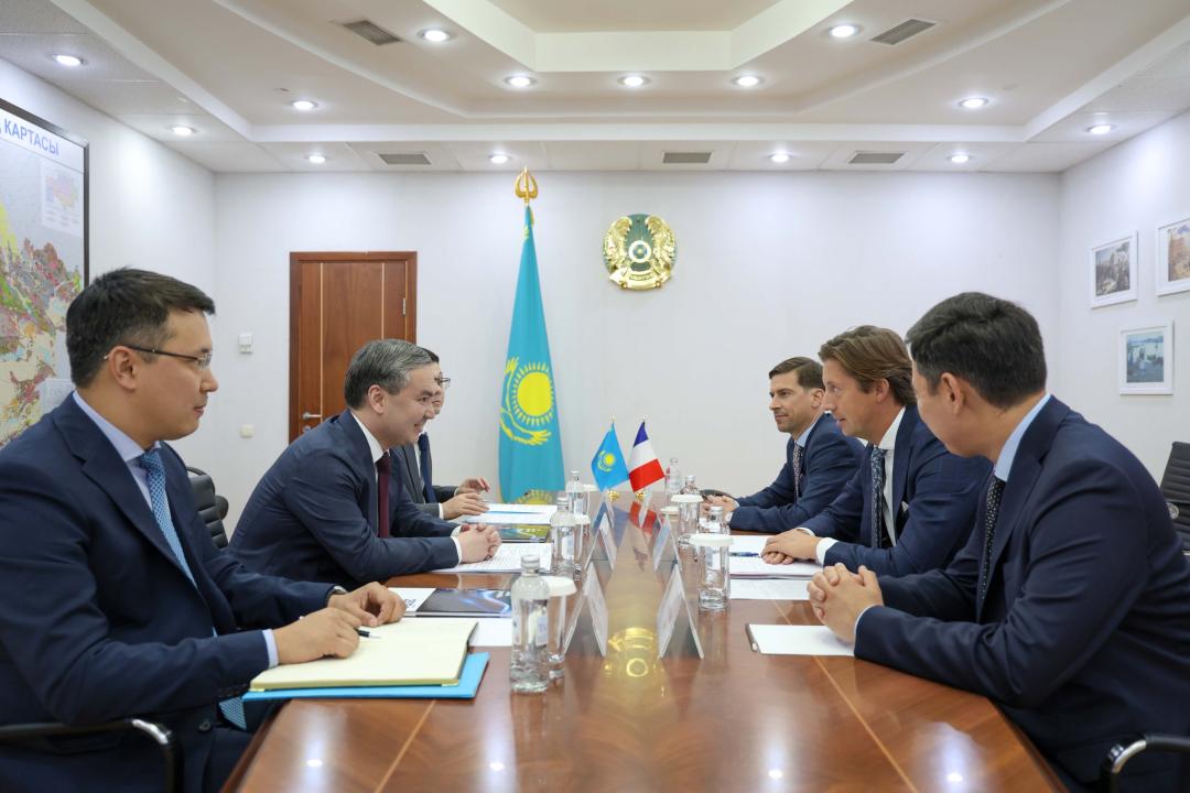 Kazakhstan eyes cable transport partnership with French firm POMA